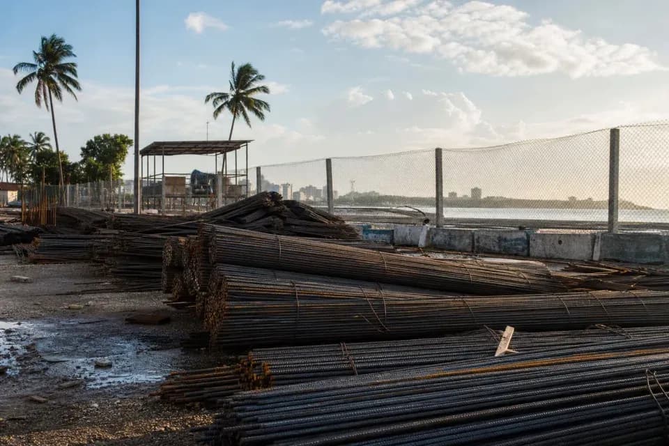 Steel reinforcement prepared for structural concrete work